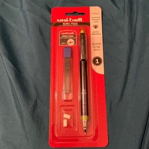 Uni-ball kuru toga mechanical pencil